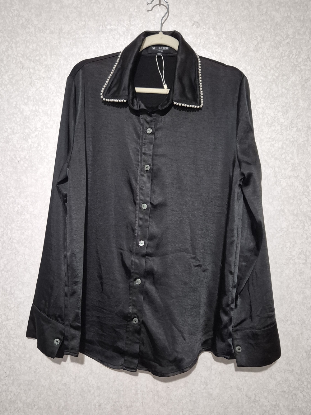 KITTENISH Women's Black Satin Pearl-Trim Button-Up Shirt